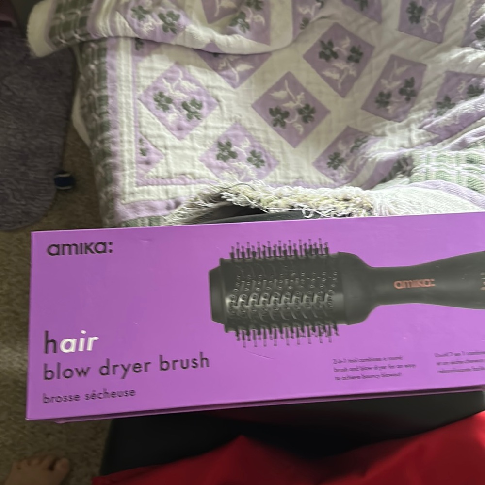 Amika hair blow dryer brush